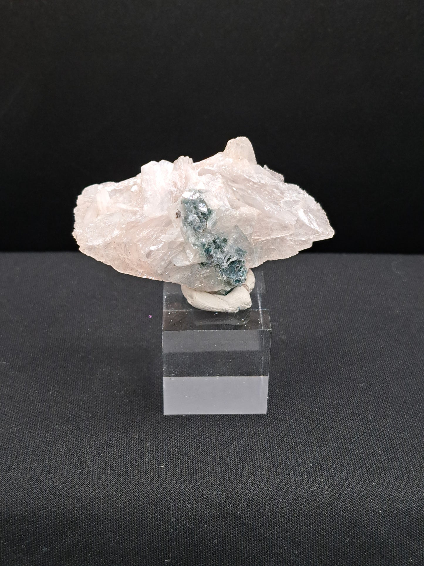 White Heulandite "Bowtie" on 1" Cube