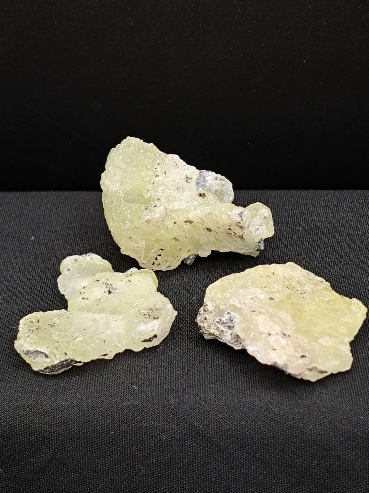 Lemon Yellow Brucite - Intuitive Pick