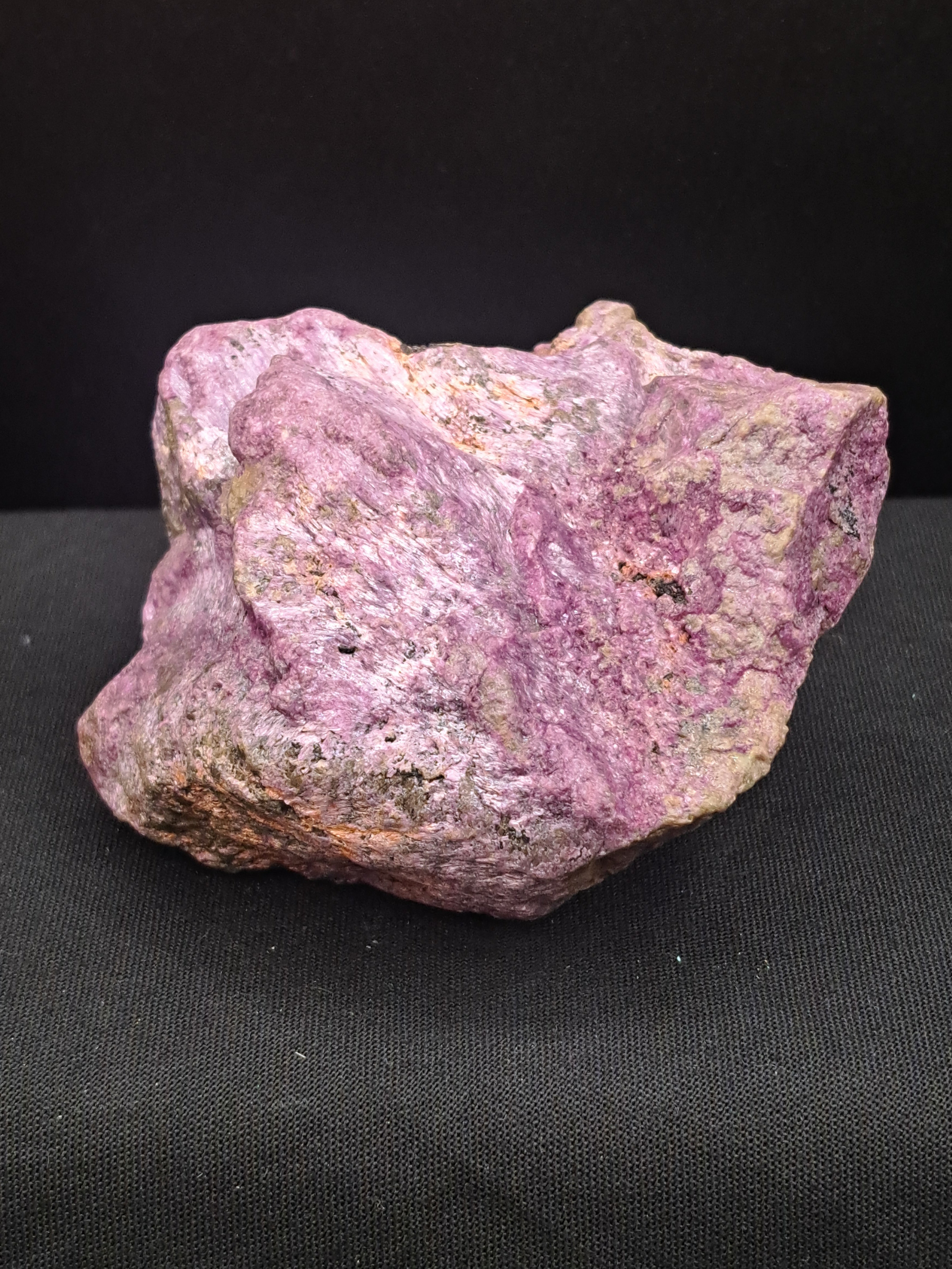 Stichtite and Serpentine 